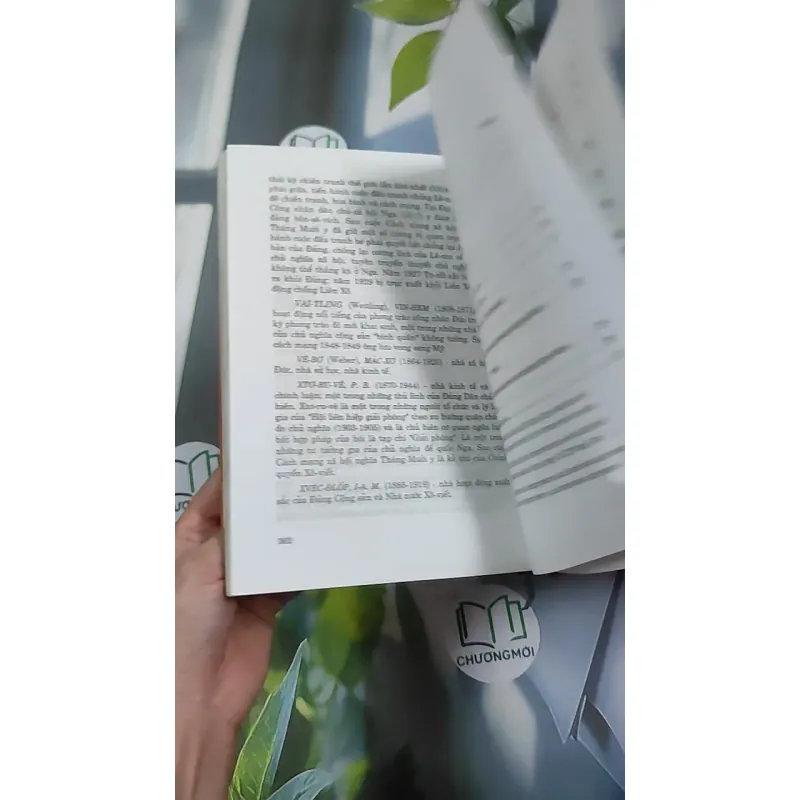 Bàn Về Thanh Niên - V. I. Lê nin 990459