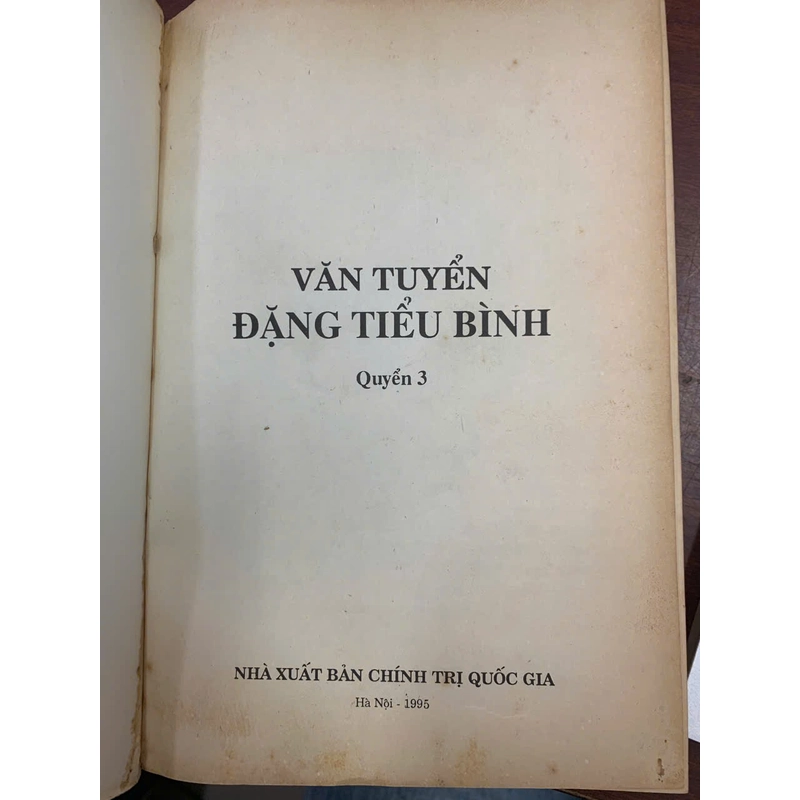 VĂN TUYỂN ĐẶNG TIỂU BÌNH (Quyển 3) 493318