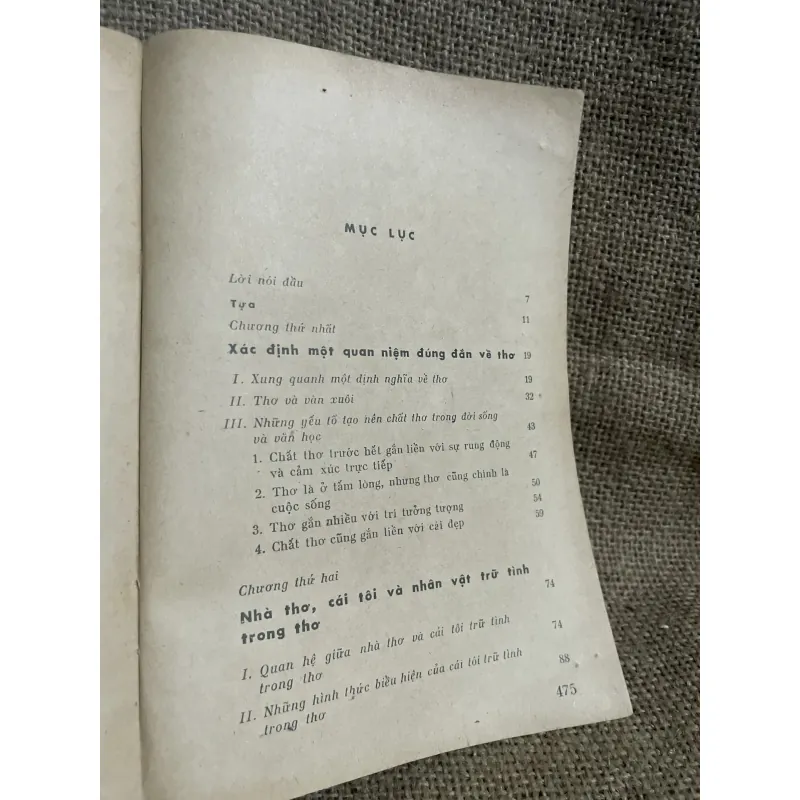 Thơ và mấy vấn đề trong thơ Việt Nam hiện đại -1974- 480 trang  994137