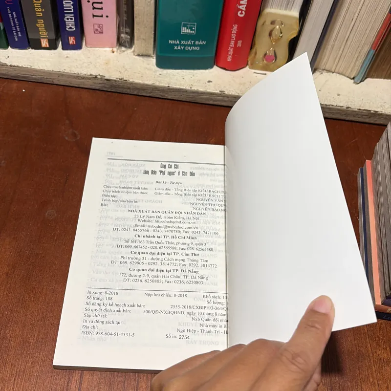 Bút Ký Tư Liệu: Ông Cơ Còi Làm Báo “Phá Ngục” Ở Côn Đảo - PGS.TS. Nguyễn Ngọc Oanh - 2018 785662