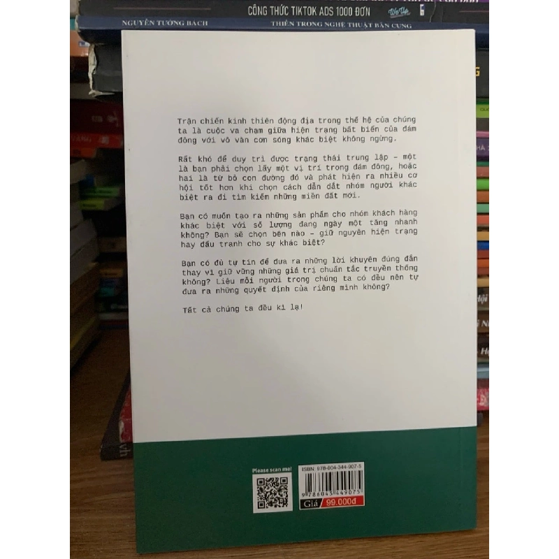 Tất cả chúng ta đều kì lạ -Sẹt Godin 787689