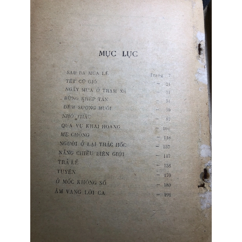 Chiều biên giới 1989 mới 50% ố bẩn bìa xấu Phù Ninh HPB0906 SÁCH VĂN HỌC 915205