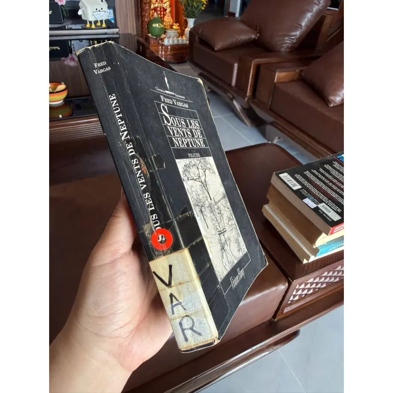 Sous les vents de Neptune – Fred Vargas | Tiểu thuyết trinh thám Pháp (bản gốc)- K2 996697