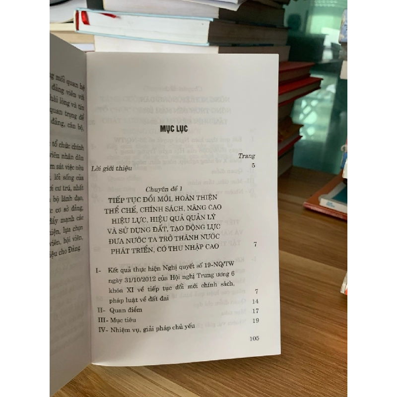 Các văn kiện hội nghị lần thứ 5 ban chấp hành trung ương đảng khoá Xlll -NXB chính trụ quốc gia sự thật 728860