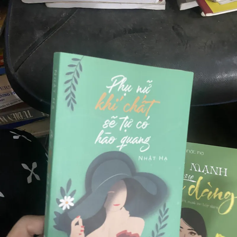 Phụ nữ khí chất sẽ tự có hào Quang 310617