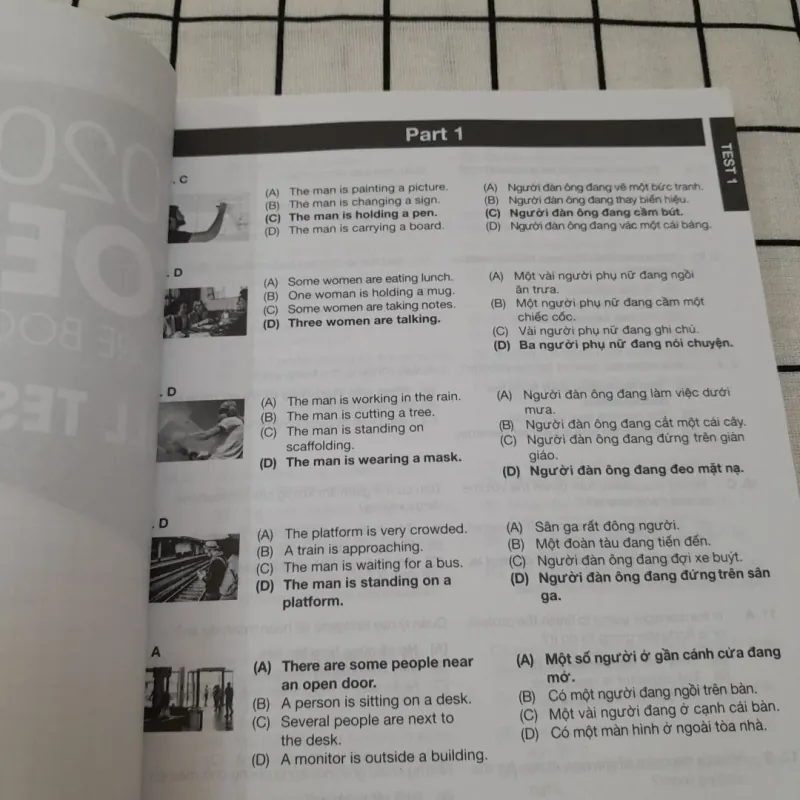 Bộ 2 giáo trình Ultimate TOEIC 2020 Simulated test & Score Booster.  695455