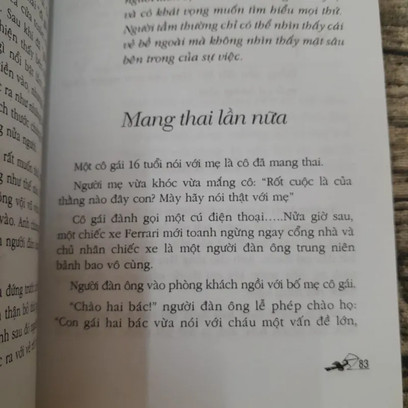 Hài hước nhỏ, Giáo dục lớn- Tình yêu & Cuộc sông. Biên soạn Gia Khanh... 783640