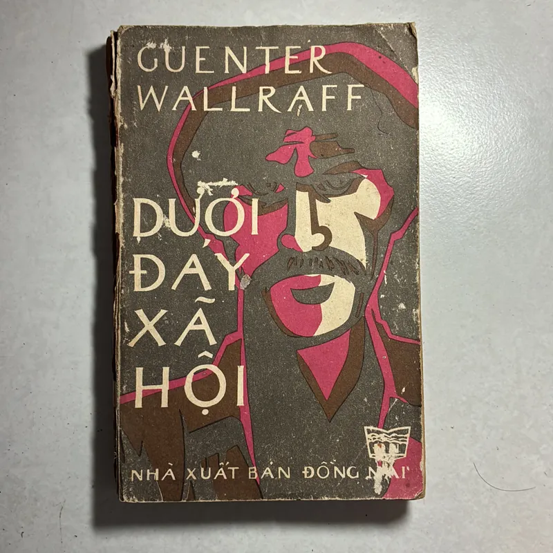 Dưới đáy xã hội 736535