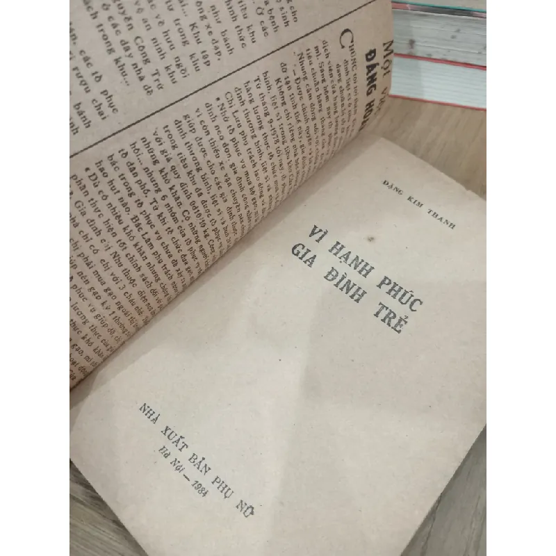 Vì hạnh phúc gia đình trẻ - Đặng Kim Thanh 704303