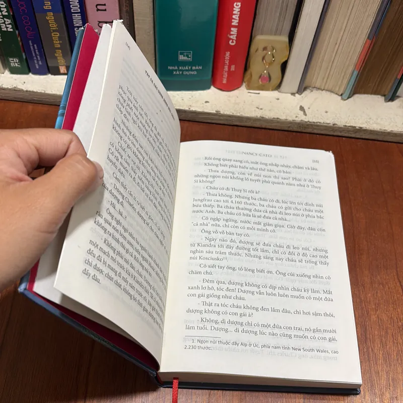 II Văn Học Nước Ngoài: Tất Cả Các Dòng Sông Đều Chảy - NANCY CATO - 2017 791999