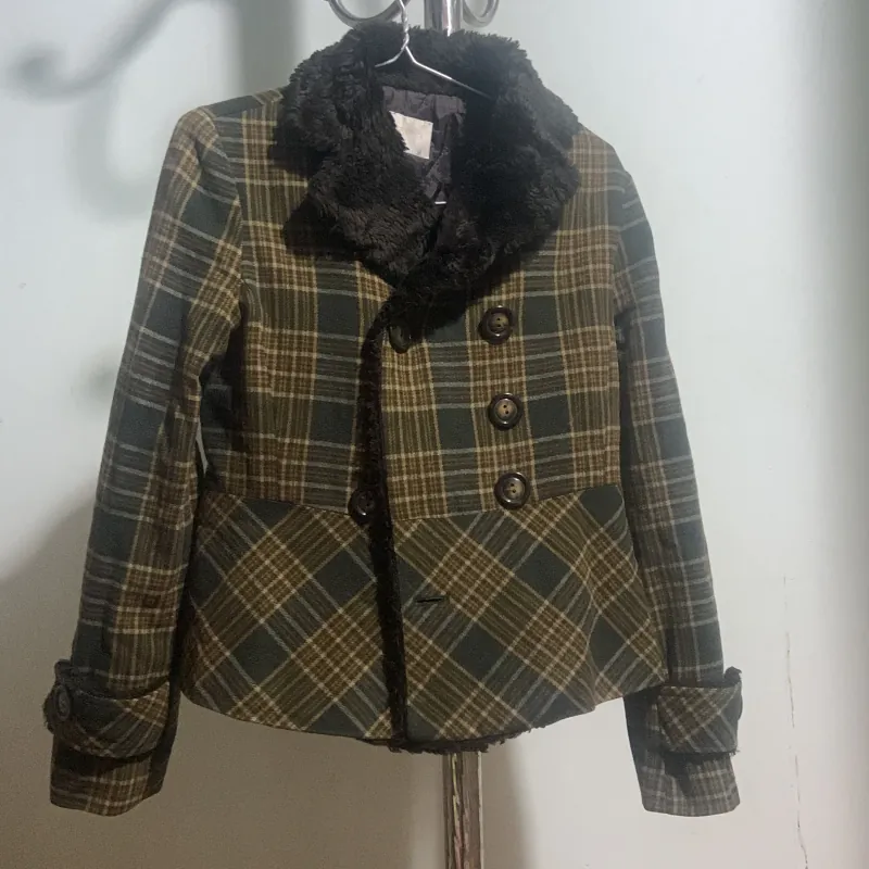 Áo dạ lót nỉ size M kẻ sọc đã qua sử dụng 1031985