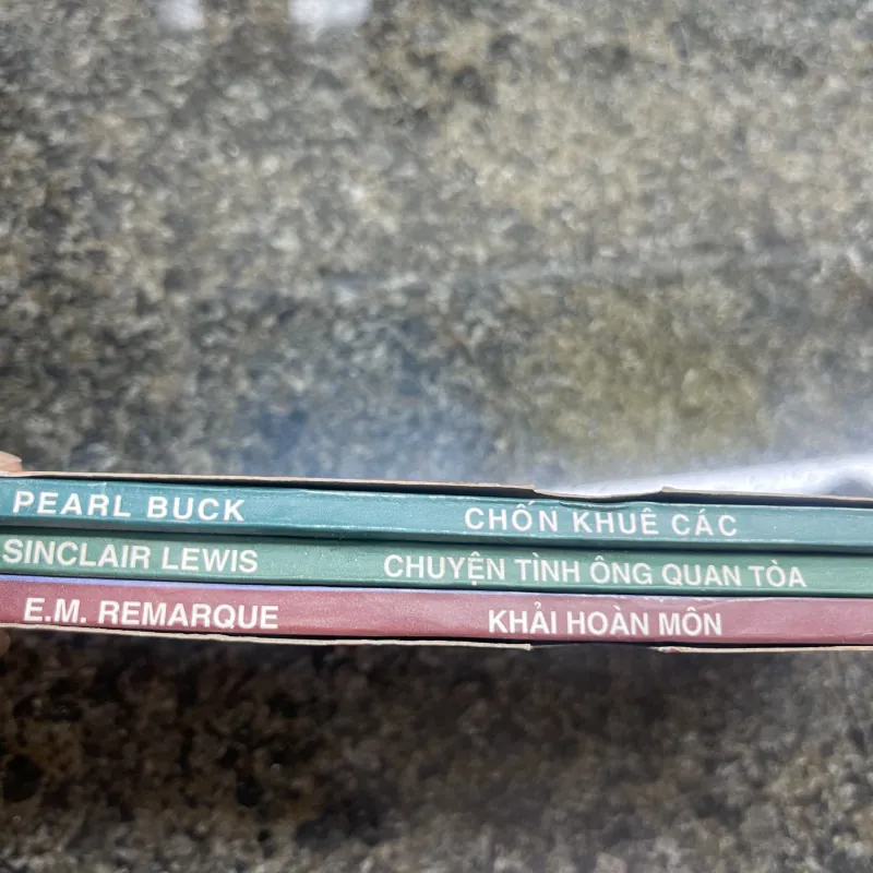 Box 3 tác phẩm văn học Nobel Chuyện tình ông quan toà, Chốn khuê các, Khải hoàn môn 763383