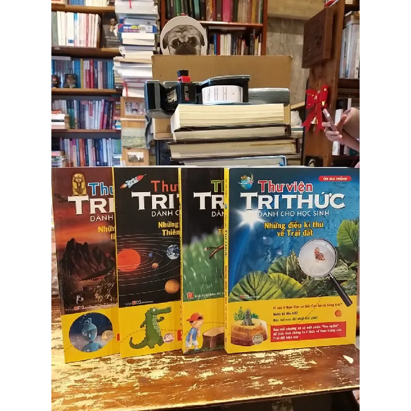 Thư viện tri thức dành cho học sinh - Nhiều tác giả 689198