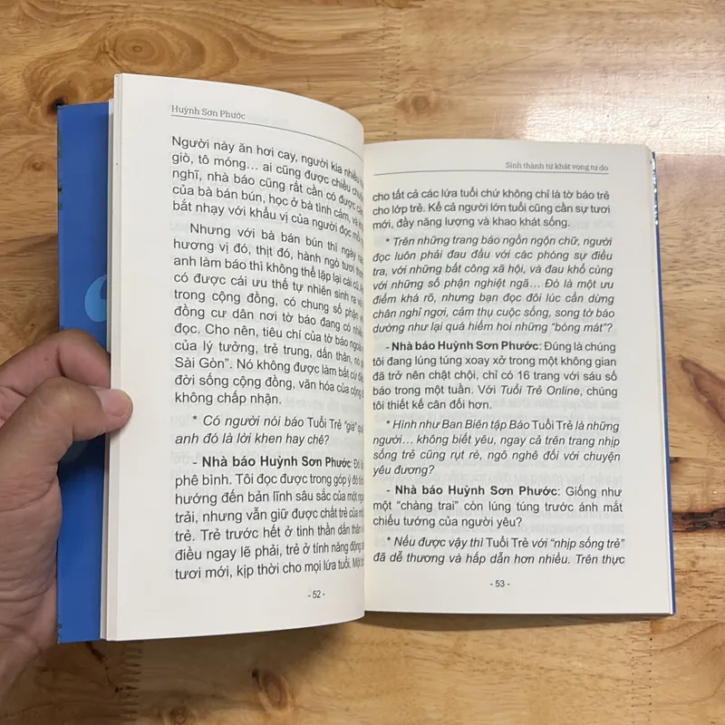 II Tựa sách: Sinh Thành Từ Khát Vọng Tự Do - Nhân Kỷ Niệm 45 Năm Báo Tuổi Trẻ 1975 • 2020 689661