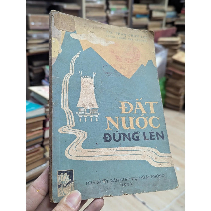 Đất nước đứng lên - Nguyên Ngọc 473169