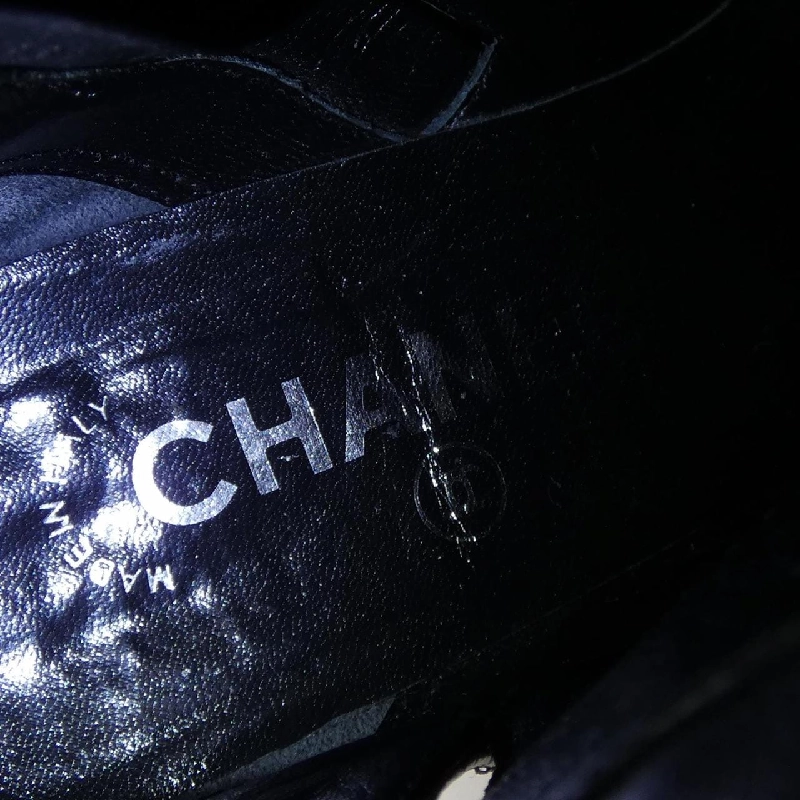 【Khuyến mãi】Giày bốt CHANEL 663629