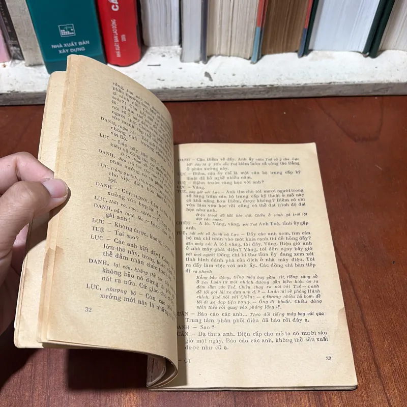 II Sách Xưa: Giao Thừa (Kịch) - Lưu Hậu - 1977 750570