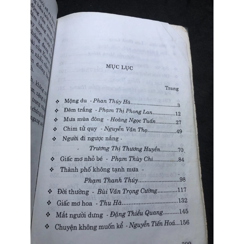 Truyện ngắn lãng mạn 2010 mới 60% ố bẩn bụng xấu HPB0906 SÁCH VĂN HỌC 915364