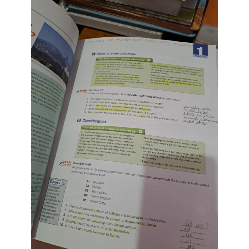 IELTS express intemediate coursebook with workbook mới 90% HCM0808 HỌC NGOẠI NGỮ 919620