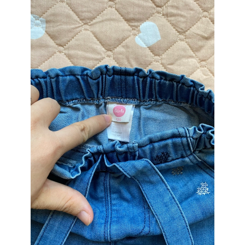 Quần Jean bé gái new 90% (4.5-6 tuổi, 16-20kg) 300824