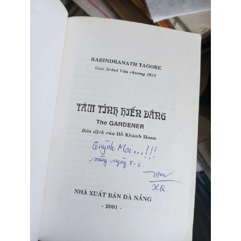 Thơ dâng 2001 Văn học nước ngoài KSX1004 1007950