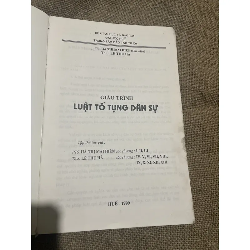 Giáo trình Luật Tố tụng hình sự - sách khổ lớn - Đại học Huế  707835