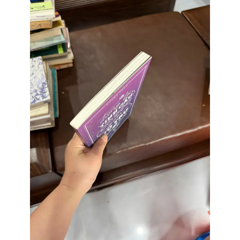 Đừng là tinh cầu cô độc giữa vũ trụ bao la – Dương Thụy- K4 1029433