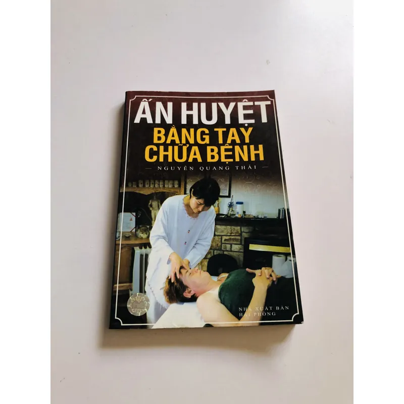ẤN HUYỆT BẰNG TAY CHỮA BỆNH  594536