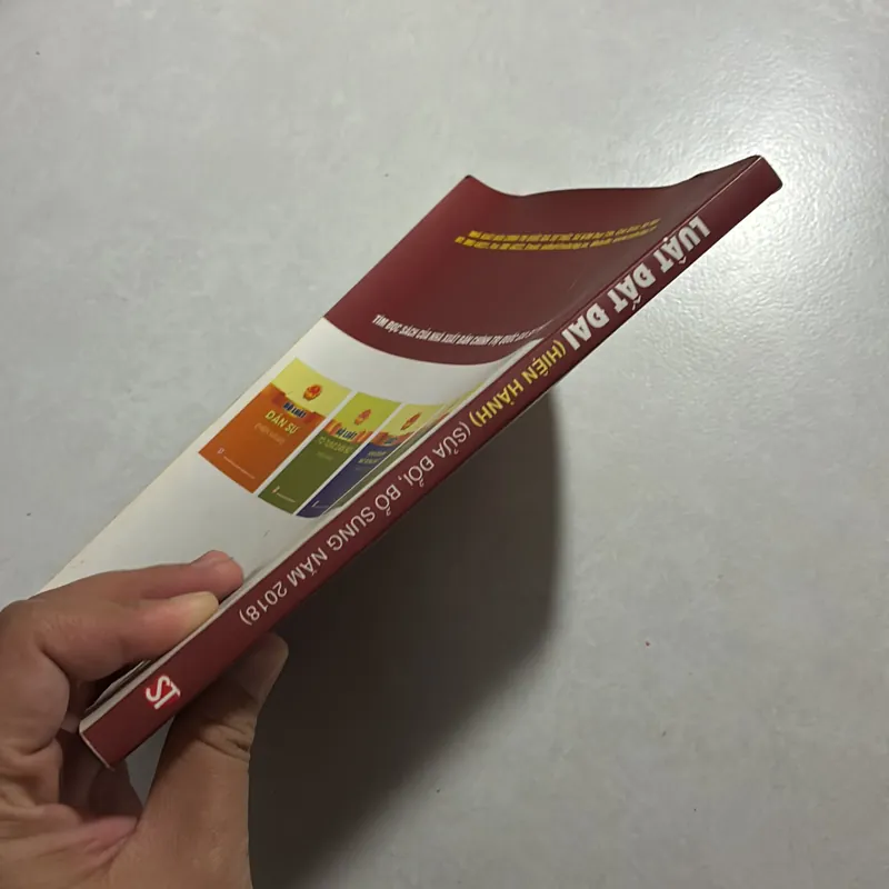 Luật đất đai 728524