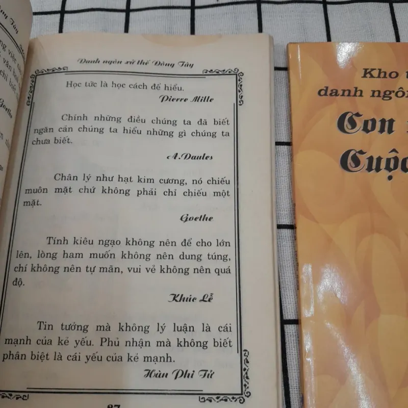 2 quyển DANH NGÔN CON NGƯỜI VÀ XỬ THẾ.  960674