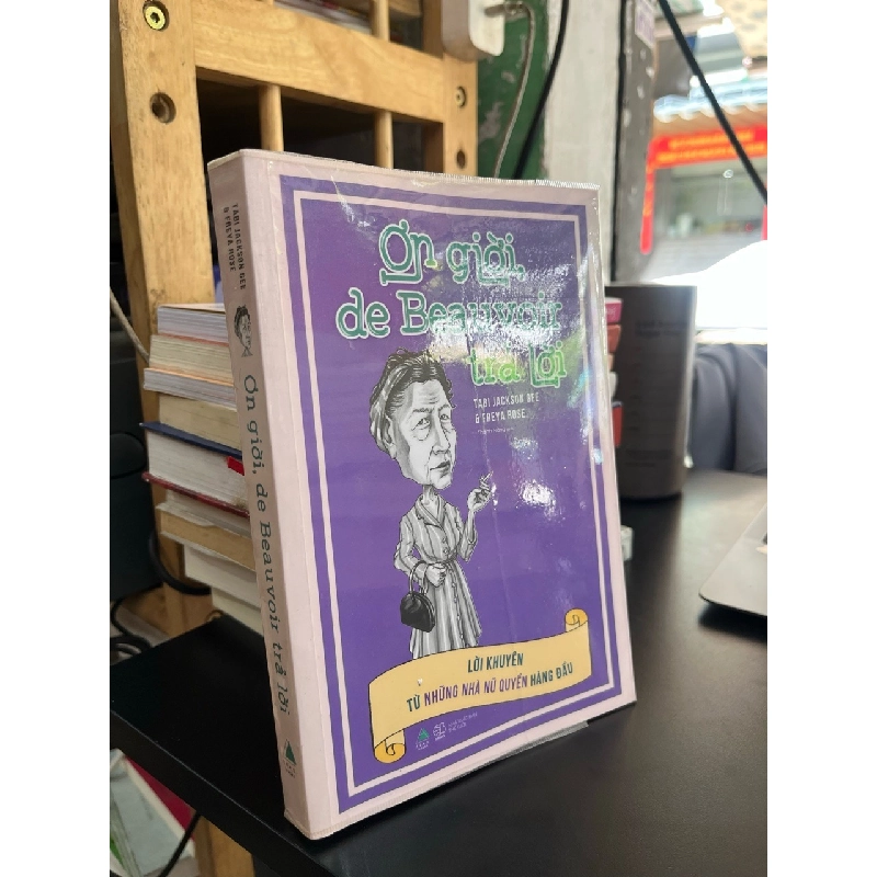 Ơn giời, de Beauvoir trả lời - Tabi Jackson Gee, Freya Rose 532362