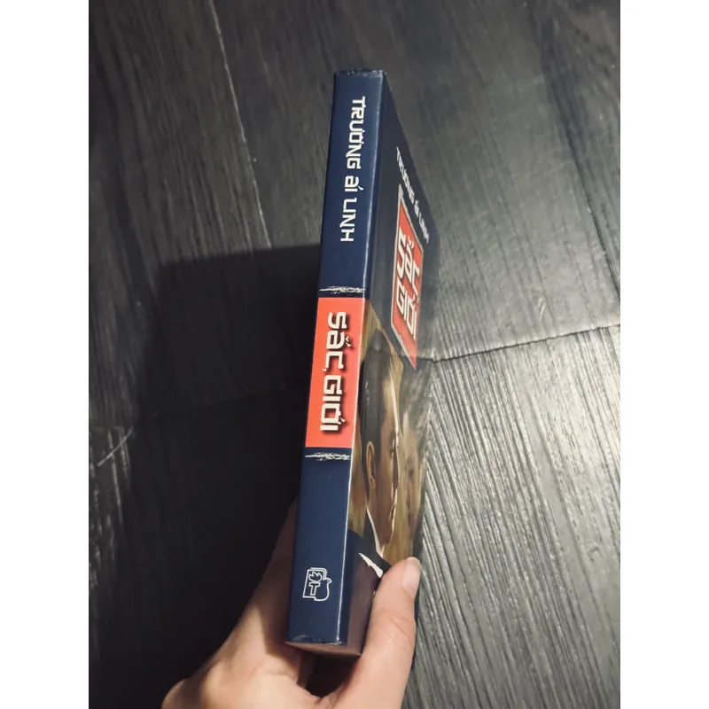 Sắc giới - Trương Ái Linh 598703