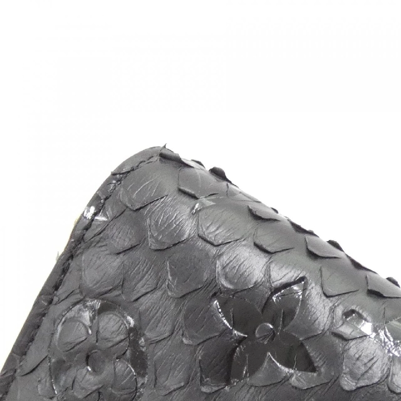 Ví Zippy da kỳ lạ Louis Vuitton N80686 623522