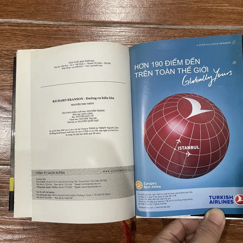 Tự truyện Richard Branson Đường ra biển lớn + Lột trần kinh doanh combo 2 cuốn 8) 758246