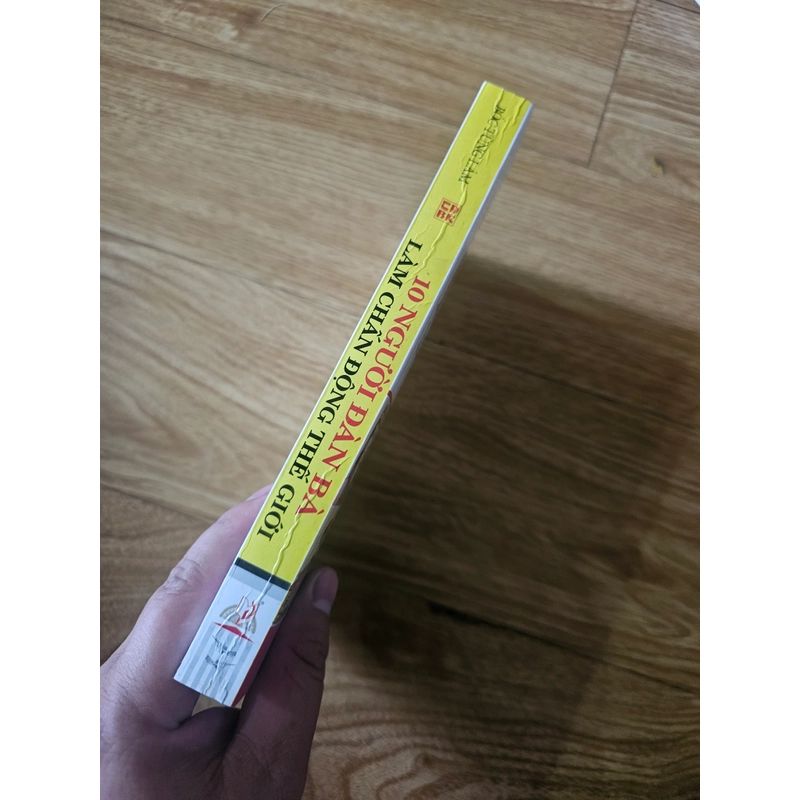 10 người đàn bà làm chấn động thế giới  435002
