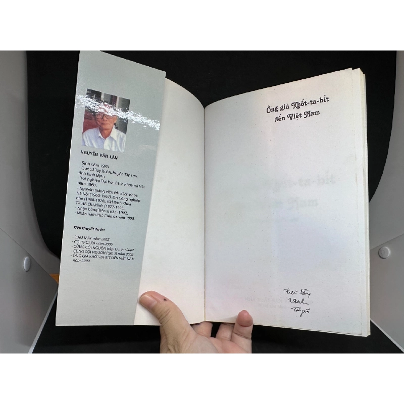Ông Già Khốt-Ta-Bít Đến Việt Nam, Nguyễn Văn Lân, Mới 80% (Có Chữ Ký Tác Giả, Ố Nhẹ), 2009 SBM2405 914627