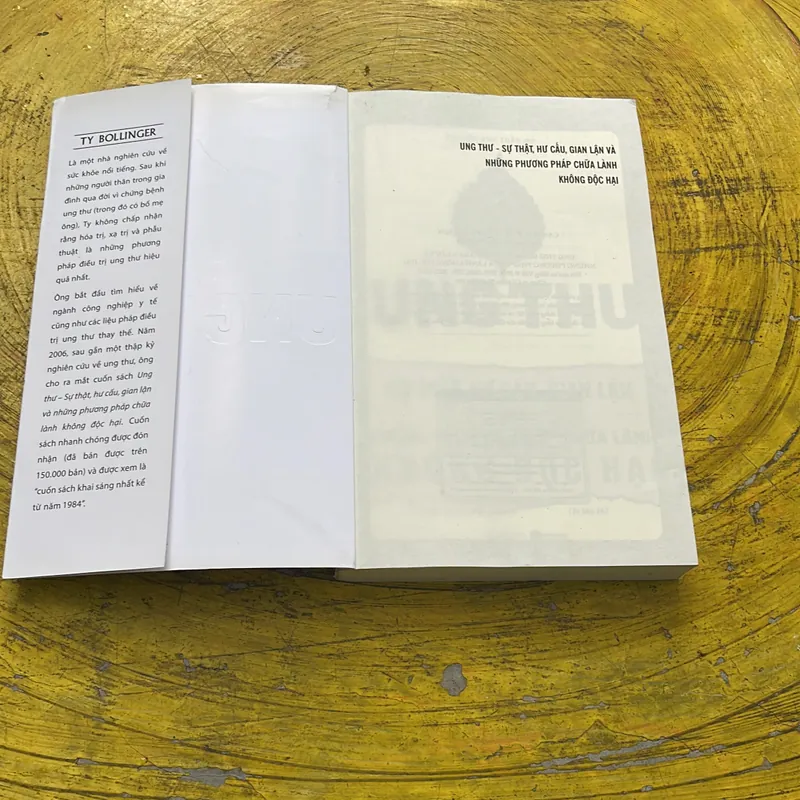 UNG THƯ SỰ THẬT , HƯ CẤU, GIAN LẬN VÀ NHỮNG PHƯƠNG PHÁP CHỮA LÀNH KHÔNG ĐỘC HẠI- 675074