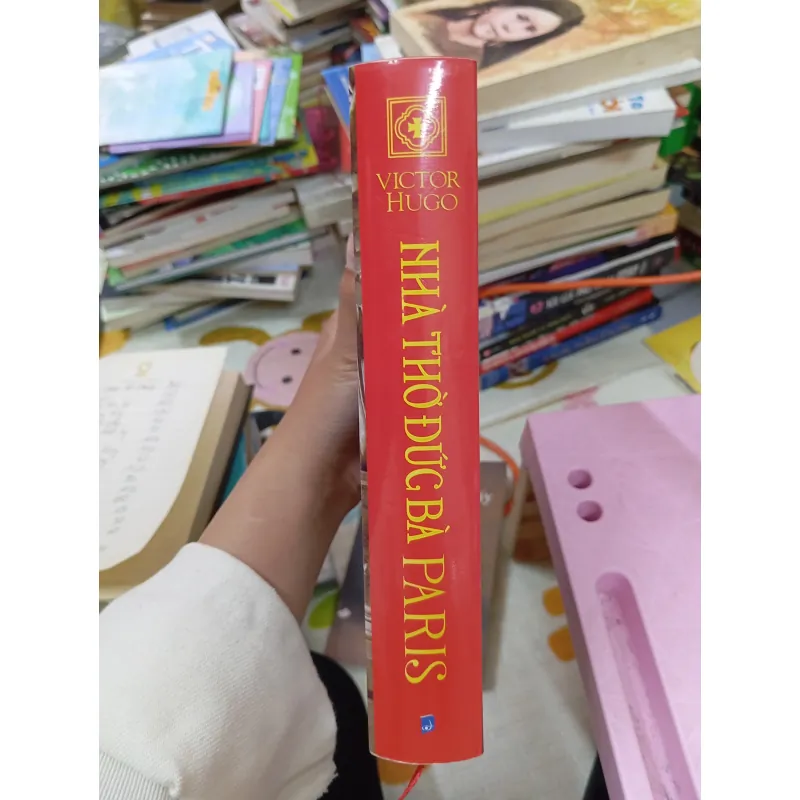 Nhà Thờ Đức Bà Paris – Victor Hugo | Tiểu Thuyết Văn Học Kinh Điển Thế Giới 960592