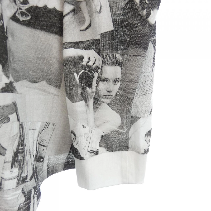 Áo thun CHANEL P74802K10742 630583