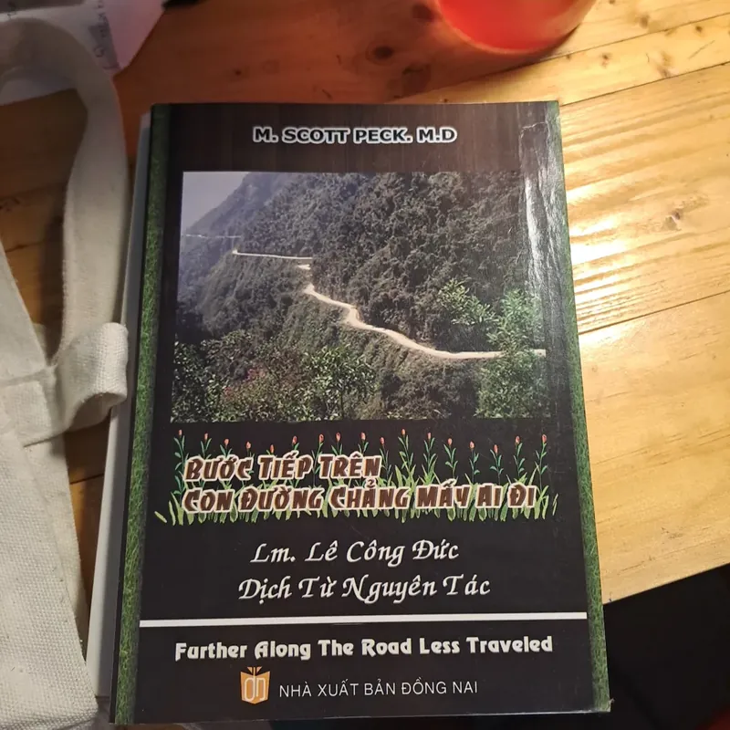Bước tiếp trên con đường chẳng mấy ai đi 739832