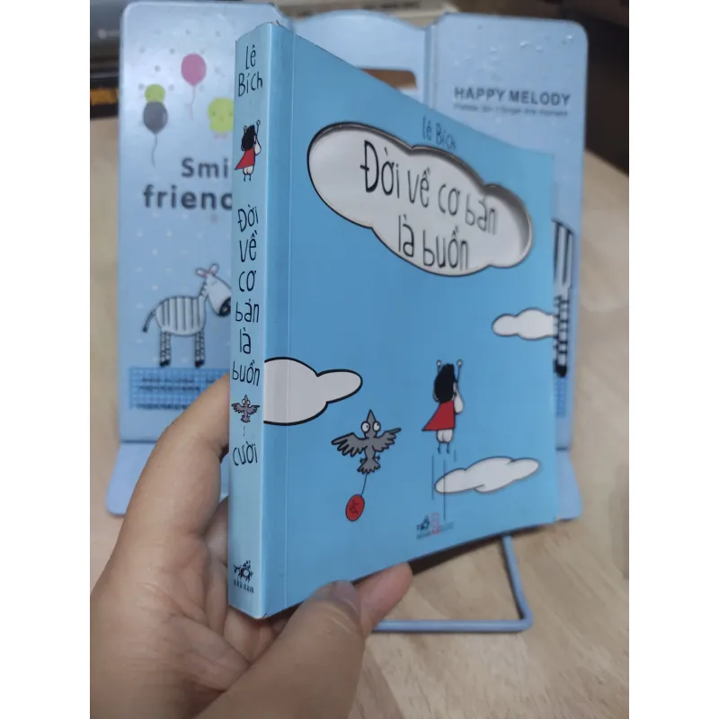 Sách: Đời về cơ bản là buồn - TG: Lê Bích 927616