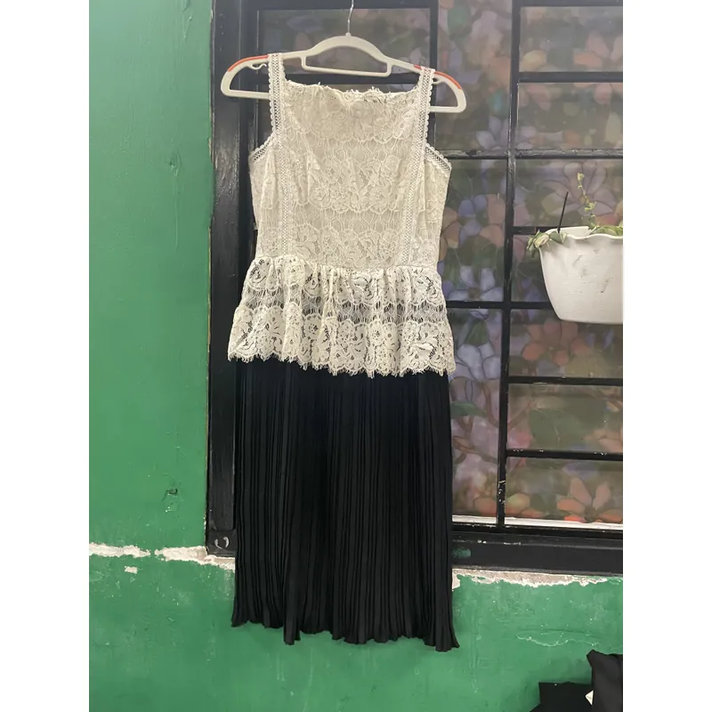 Áo khoác đen Chanel, size M - 70k 731454