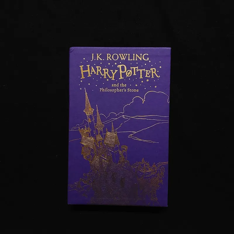 [Sách Cũ] Harry Potter and the Philosopher's Stone (Gift Edition) 654248