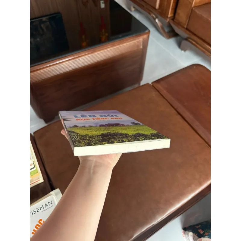 Lên Núi Học Tiếng Anh – Đào Thị Hằng - K3 1008229