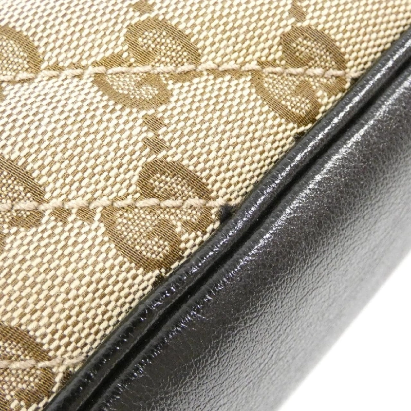 Túi đeo vai GG MARMONT 447632 HVKEG của Gucci 613502