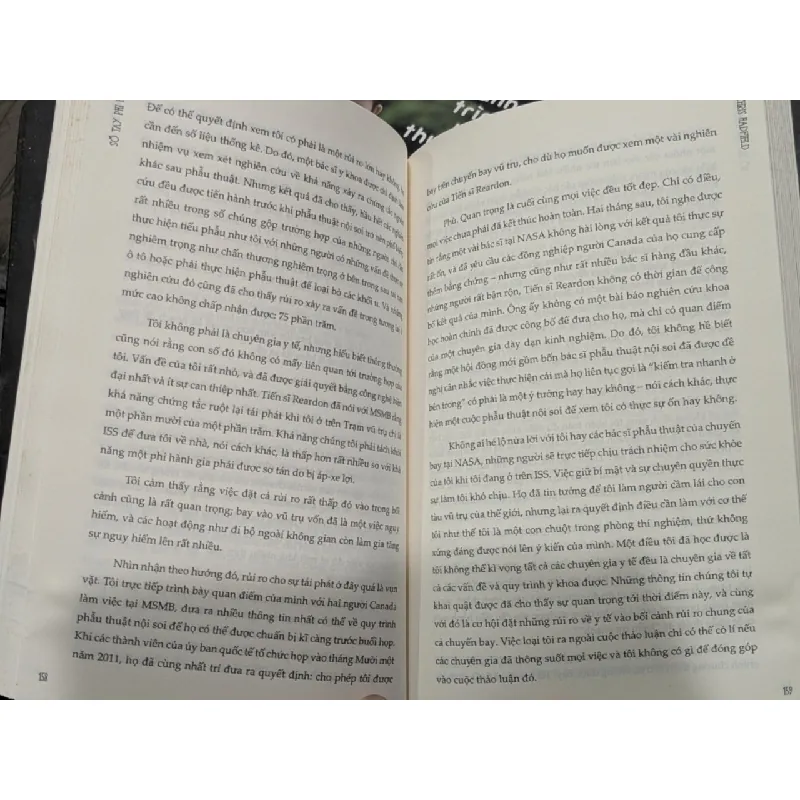 Sổ tay phi hành gia - Chris Hadfield 655725
