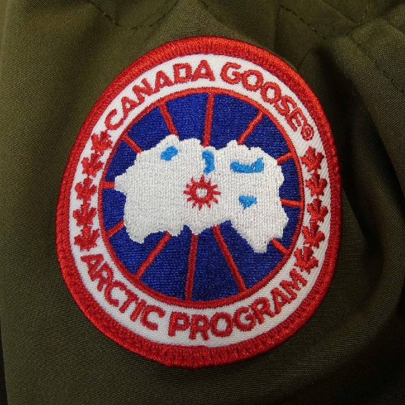 Áo khoác lông vũ MACKENZIE 2302JL của CANADA GOOSE - Hàng hiệu Authentic 821826