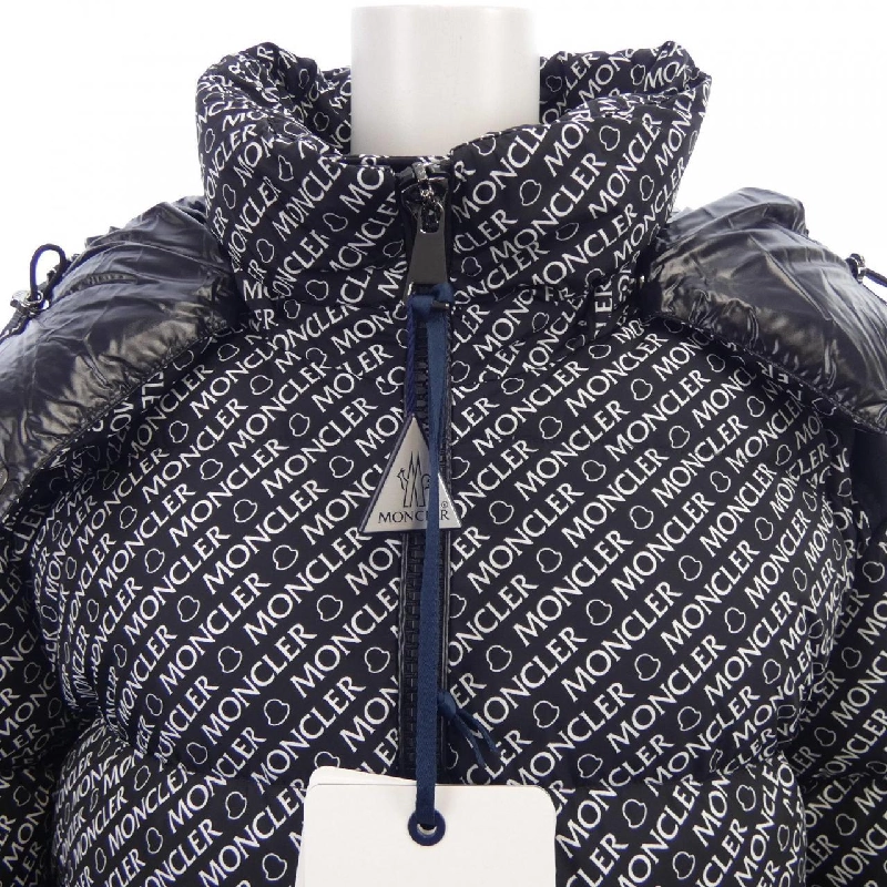 Áo khoác lông vũ MONCLER 640148