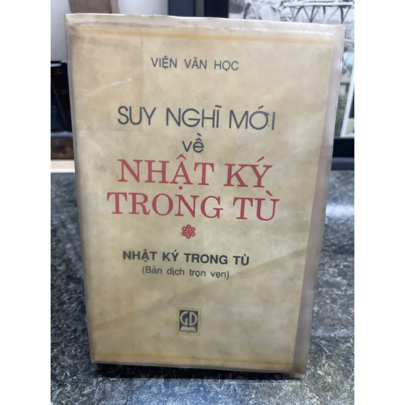 Suy nghĩ mới về Nhật ký trong tù 708237