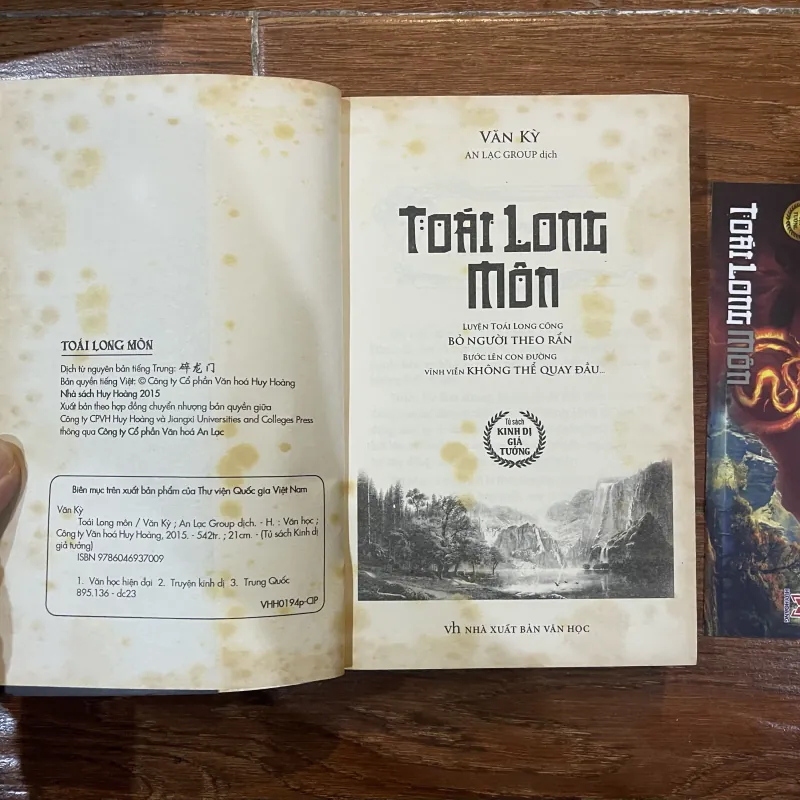 Mắt Thiên Phật . Toái Long Môn . Sách Thiên Cơ . Độc Chủ có 4 cuốn  763226